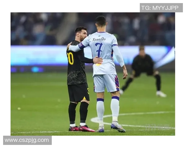 足球球星在中国的影响力与文化传播：从梅西到C罗的足坛征程